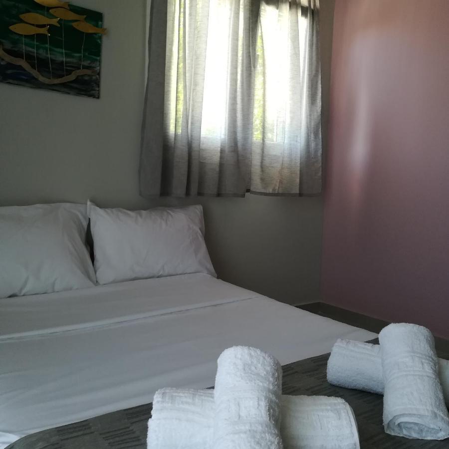 Alma Libre Luxury Apartment 2 Nikiti  Bagian luar foto